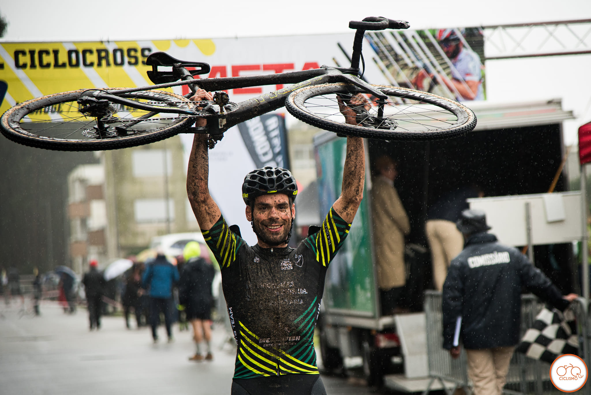roberto ferreira cx2